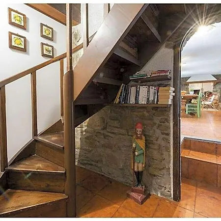 Montecchio Comfortable Otel